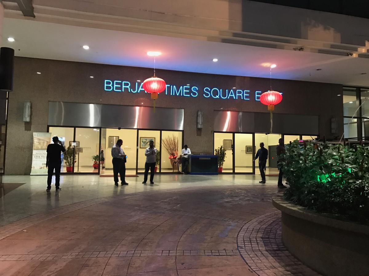 Times Square Service Suites Kuala Lumpur Exteriör bild